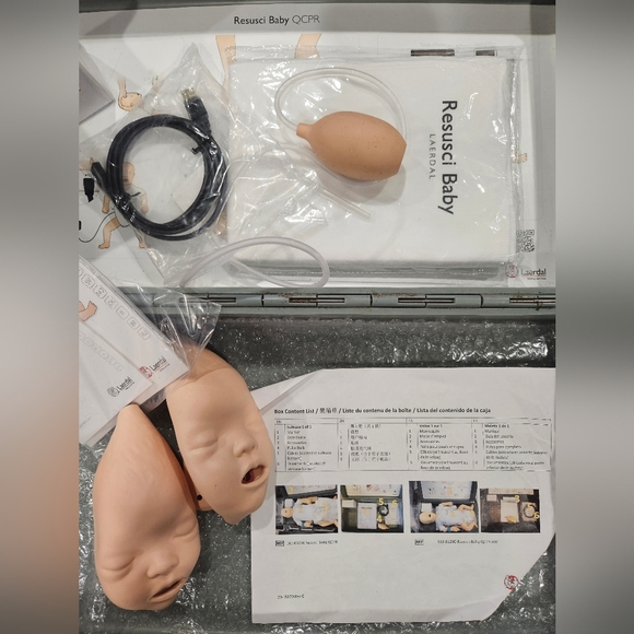 Resusci Baby QCPR by Laerdal Medical. Excellent Used Condition Manikin CPR - Picture 4 of 16